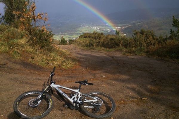 La foto del día en TodoMountainBike: "El monte Xalo (A Coruña)"