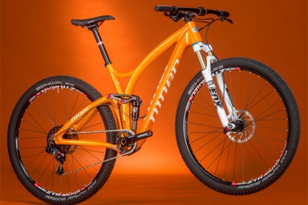 Nuevo y llamativo color naranja para la Niner JET 9 Carbon