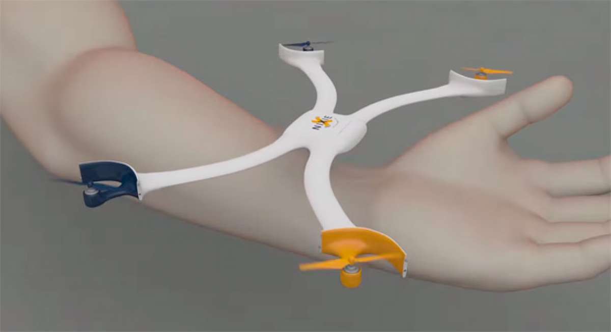 Nixie, el increíble 'drone' de pulsera que grabará nuestras peripecias mientras rodamos, gana el concurso de Intel