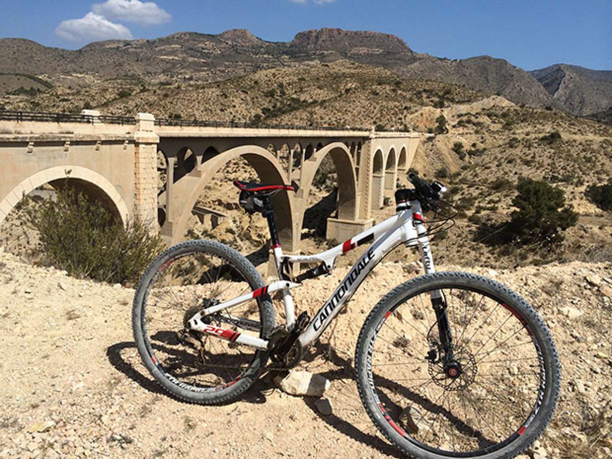 La foto del día en TodoMountainBike: 'Vías Verdes del Maigmó (Alicante)'