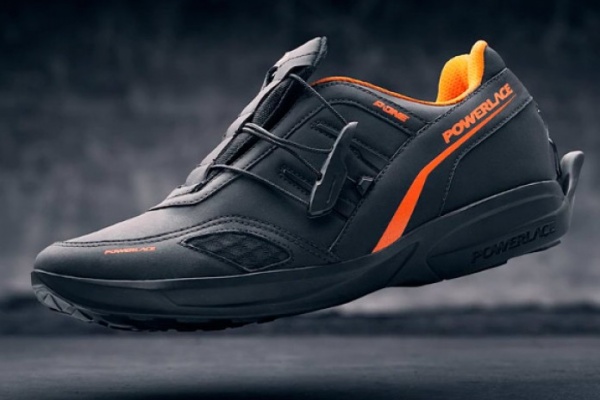 Powerlace, unas innovadoras zapatillas que se ajustan de forma automática