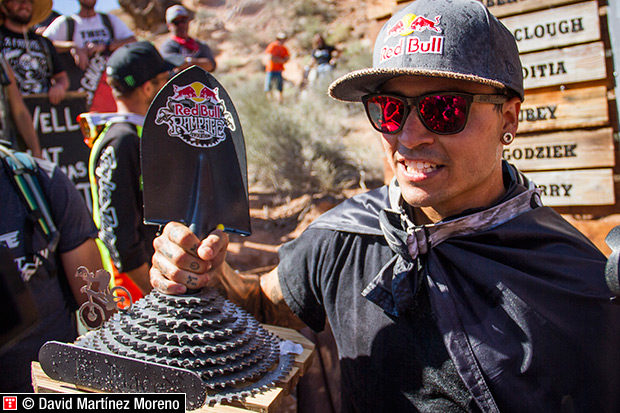 Red Bull Rampage 2014: La competición más 'bestia' sobre bicicletas de montaña