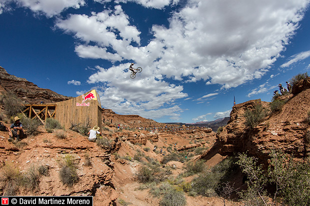 Red Bull Rampage 2014: La competición más 'bestia' sobre bicicletas de montaña