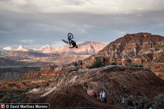 Red Bull Rampage 2014: La competición más 'bestia' sobre bicicletas de montaña