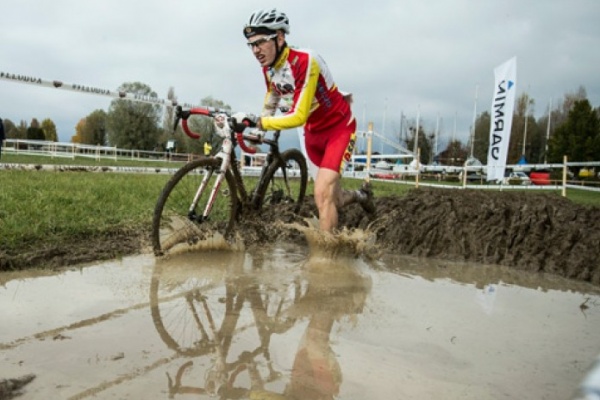 Red Bull Velodux, una nueva y trepidante prueba de ciclocross por parejas