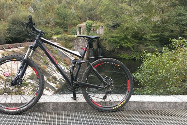 La foto del día en TodoMountainBike: "Río Xuvia"