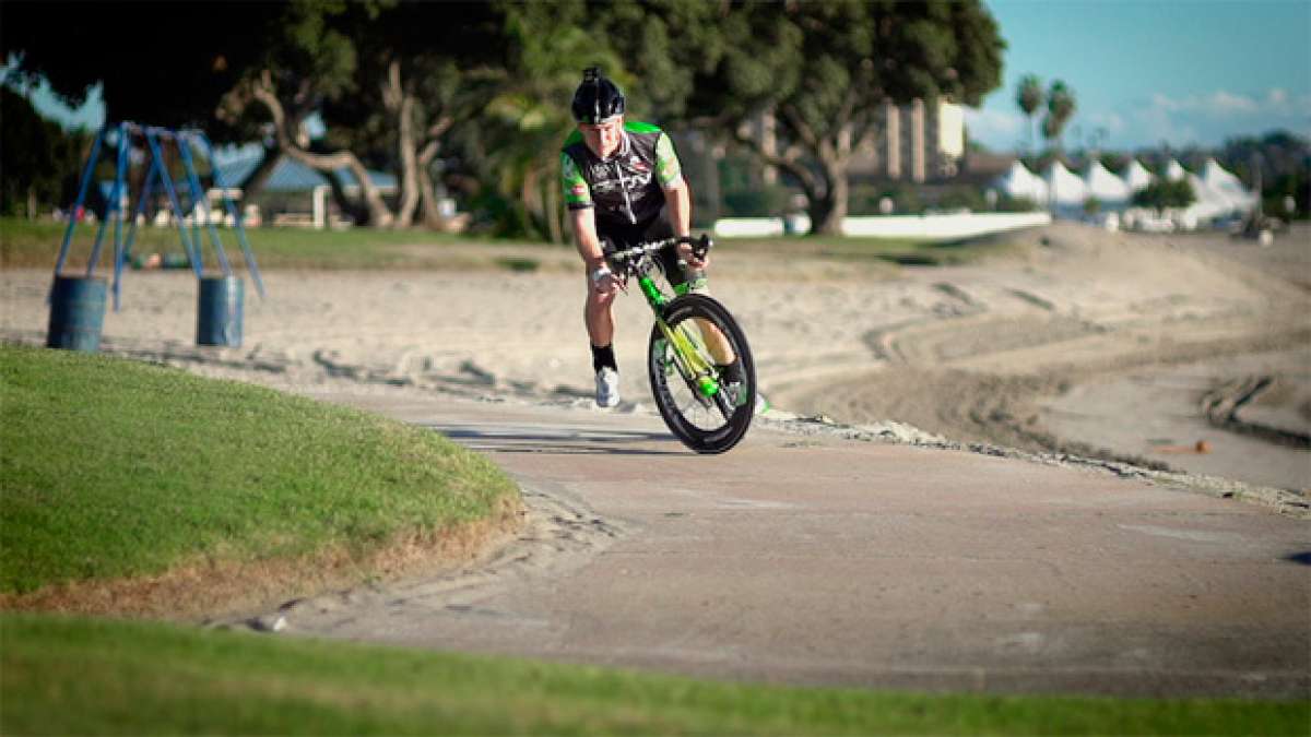 Road Bike Party 3: La espectacular técnica de Sam Pilgrim sobre una bicicleta de carretera