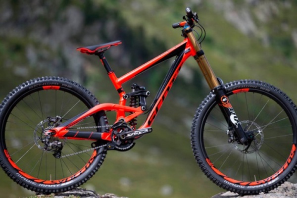 La nueva Scott Gambler 710 de 2015 en acción