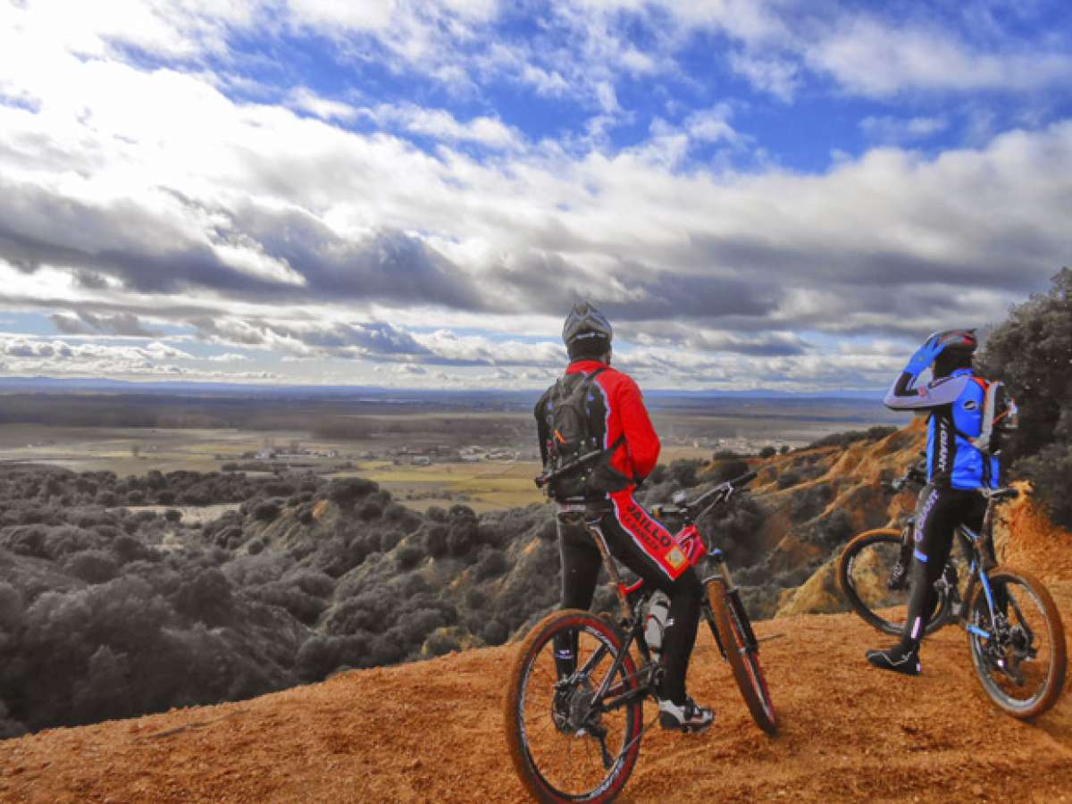 La foto del día en TodoMountainBike: 'Mirando al horizonte'