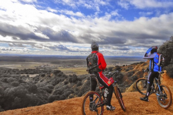 La foto del día en TodoMountainBike: "Mirando al horizonte"