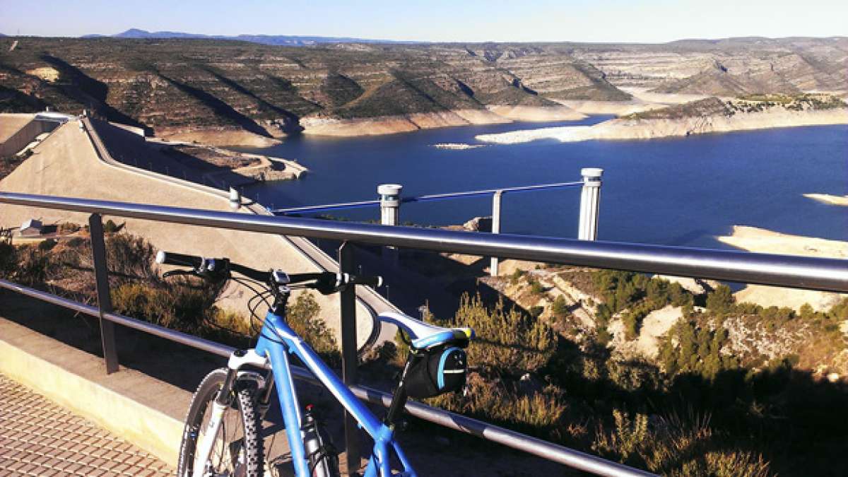 La foto del día en TodoMountainBike: 'La Presa de Tous'