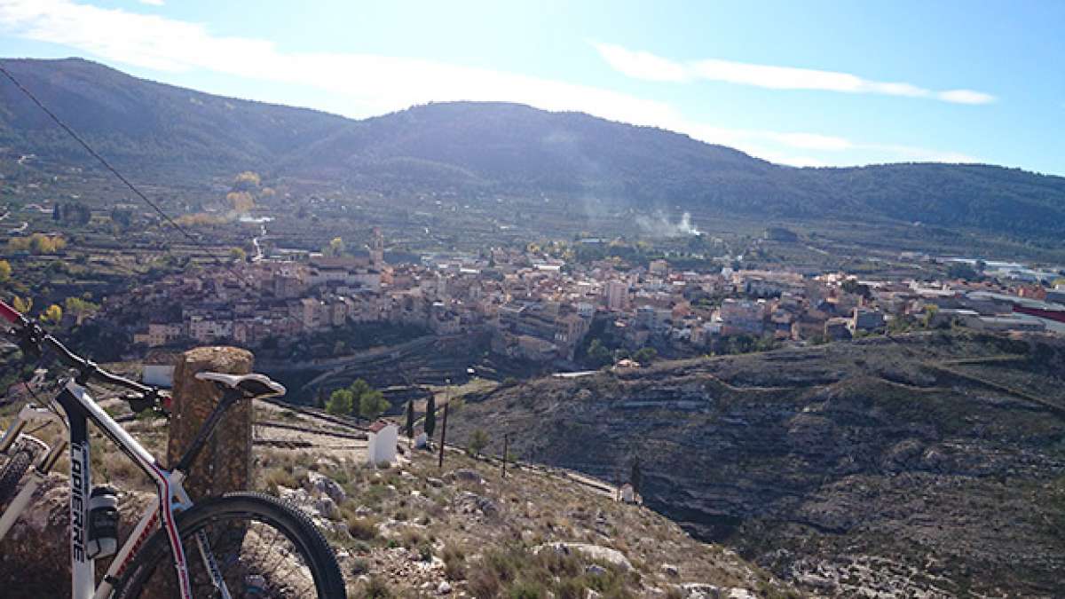 La foto del día en TodoMountainBike: 'Subida por El Calvario'