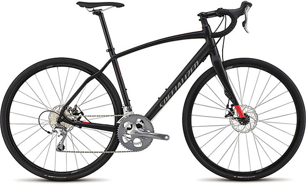 Specialized Diverge 2015: Una nueva 'todocamino' que convierte la carretera en una aventura