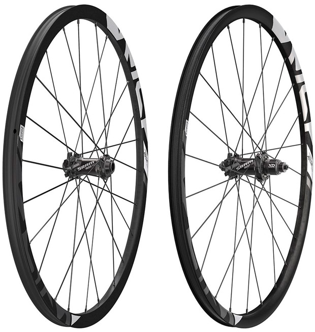 Nuevos bujes y llantas de carbono para las ruedas SRAM Rise 60 de 2015