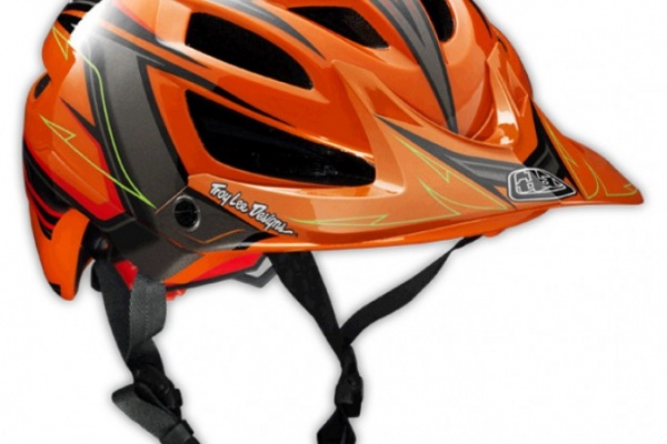 Troy Lee Designs 2014: Nueva gama de cascos con ediciones firmadas de Cam Zink y Aaron Gwin incluidas