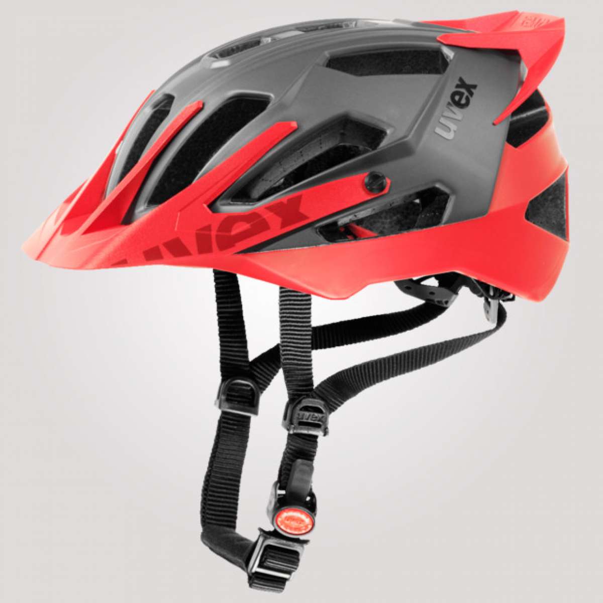 Uvex Quatro Pro: El mejor (y más nuevo) casco de Uvex para ciclistas de montaña