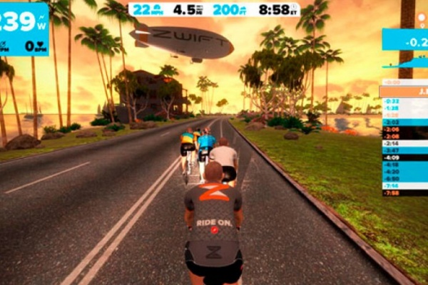 Así se presenta Zwift, un juego online multijugador para competir mientras entrenamos en rodillo
