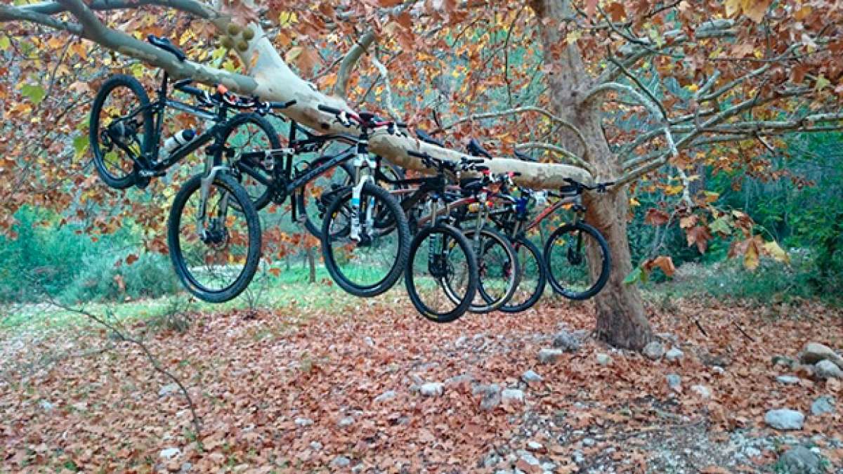 La foto del día en TodoMountainBike: 'Un domingo en Alcalá del Júcar'