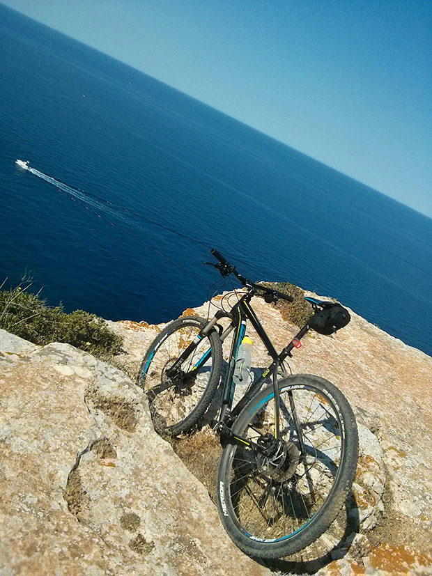 La foto del día en TodoMountainBike: "Mirando el infinito"