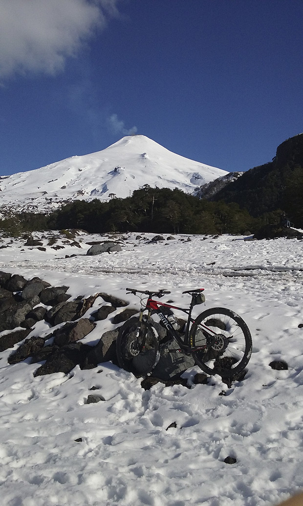 La foto del día en TodoMountainBike: 'Camino al volcán'