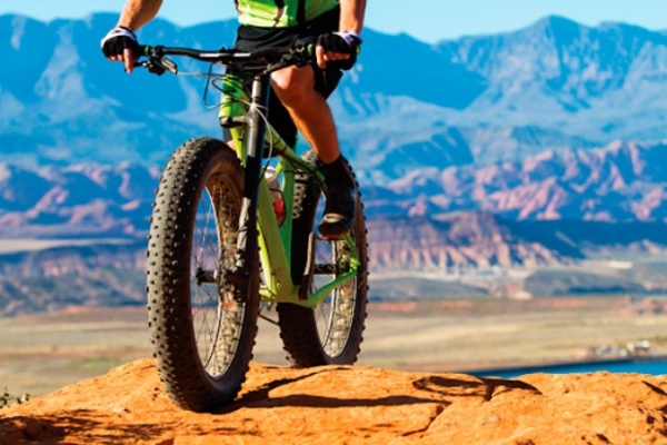 La nueva Cannondale Fat CAAD de 2016 en acción