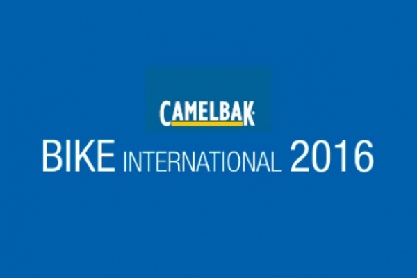 Catálogo de Camelbak 2016. Toda la gama de productos Camelbak para la temporada 2016