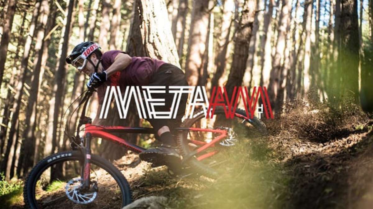 La nueva Commencal META HT AM de 2016 en acción... con Nicolas Quéré