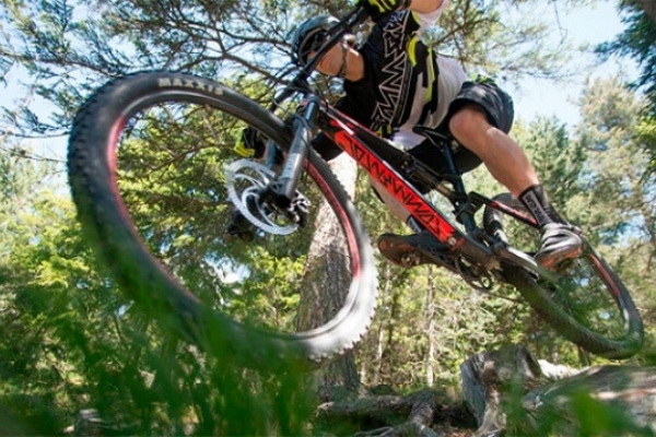 La Commencal META Trail V4 de 2015 en acción