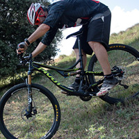 Cuatro consejos para mejorar la disipación de calor en los frenos de disco de una bicicleta de montaña