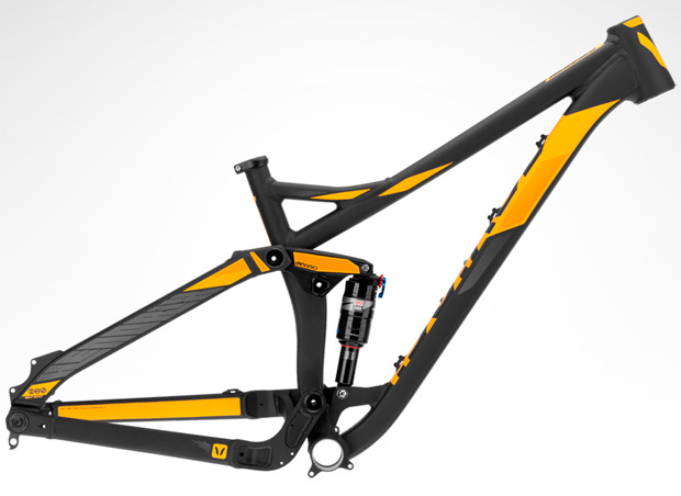 Novedades 2016: Nueva Devinci Hendrix RS 27.5+ con suspensión Split Pivot y estándar Boost