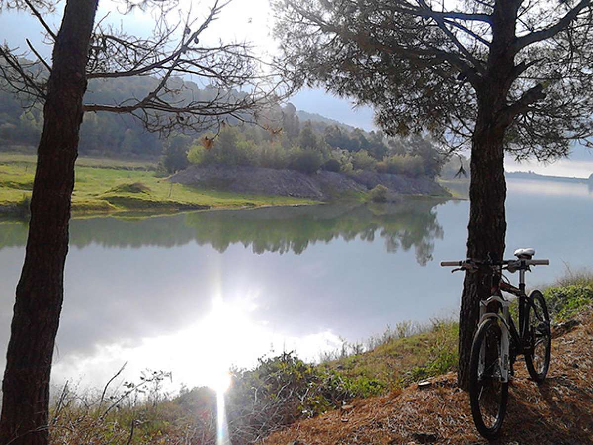 La foto del día en TodoMountainBike: 'Salida del sol en el embalse de Riudecanyes (Tarragona)'