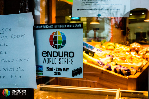 Enduro World Series 2015: Las mejores imágenes y el resumen en vídeo de la Ronda 2 (Wicklow, Irlanda)