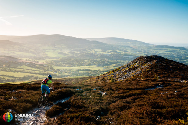 Enduro World Series 2015: Las mejores imágenes y el resumen en vídeo de la Ronda 2 (Wicklow, Irlanda)