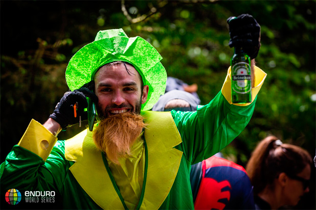 Enduro World Series 2015: Las mejores imágenes y el resumen en vídeo de la Ronda 2 (Wicklow, Irlanda)