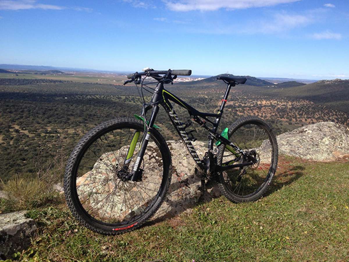 La foto del día en TodoMountainBike: 'Mira Simba, toda la tierra que baña la luz...'