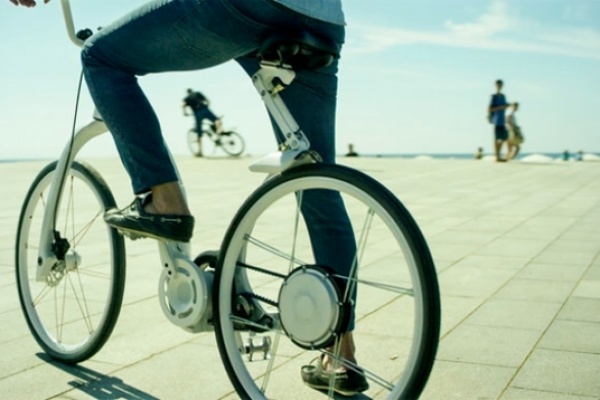 Gi FlyBike, una bicicleta eléctrica plegable... ¡En un segundo!