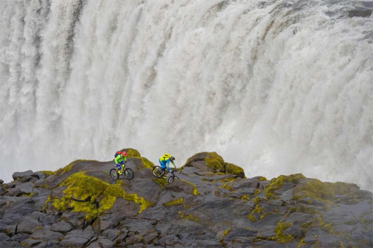 Descubriendo Islandia con Steve Peat y Hans Rey