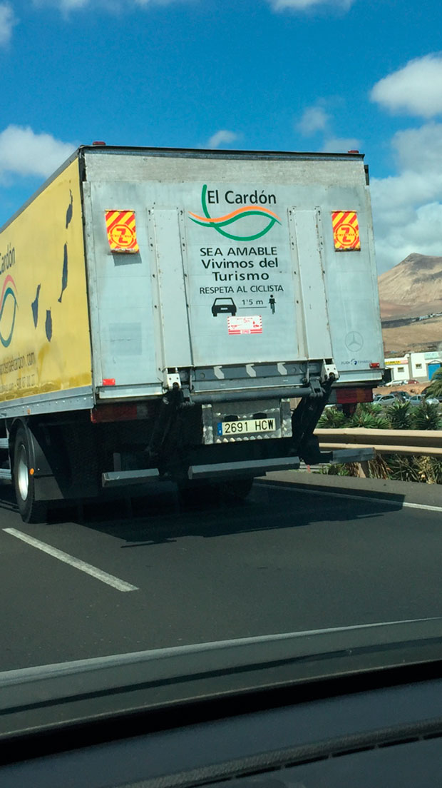 La foto del día en TodoMountainBike: 'Iniciativa canaria de concienciación'