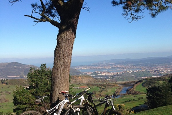 La foto del día en TodoMountainBike: "La Arboleda (Bizkaia)"