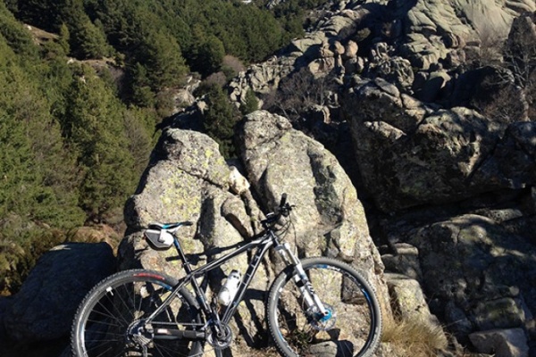 La foto del día en TodoMountainBike: "Las zetas de La Pedriza"