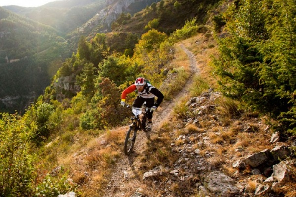 Anuncio promocional de la Mavic Trans-Provence 2015