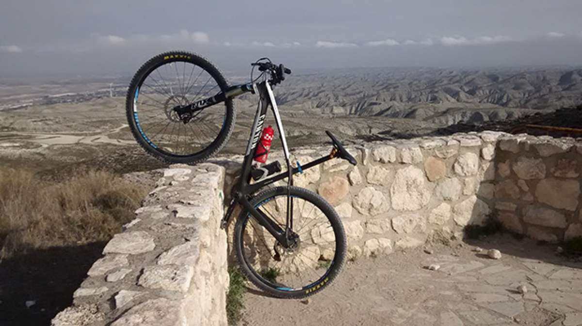 La foto del día en TodoMountainBike: 'Mirando Zaragoza'