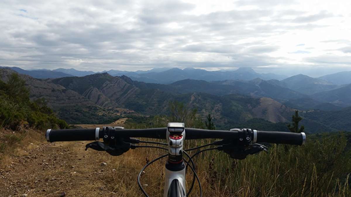 La foto del día en TodoMountainBike: 'Montañas de León'