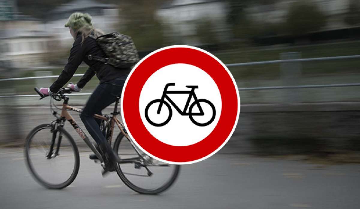 ¿Pueden multarnos cuando vamos en bicicleta? Sí, y estas son las multas más frecuentes