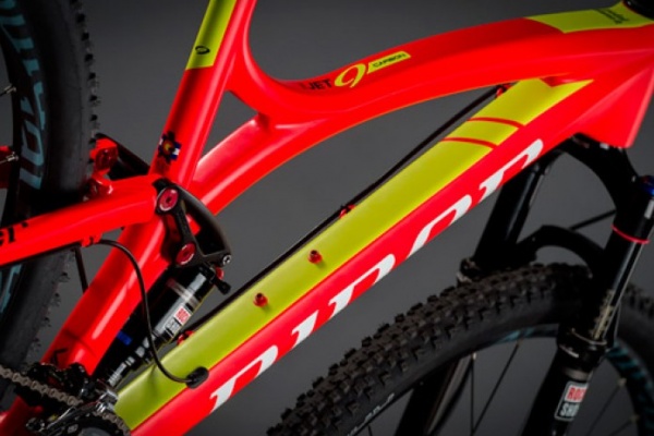Ninet JET 9 Carbon 2015: Nuevos montajes "Pro", "Race" y "Joker" ya disponibles en España