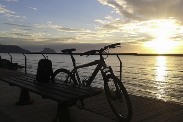 La foto del día en TodoMountainBike: "Paseo marítimo de Altea"