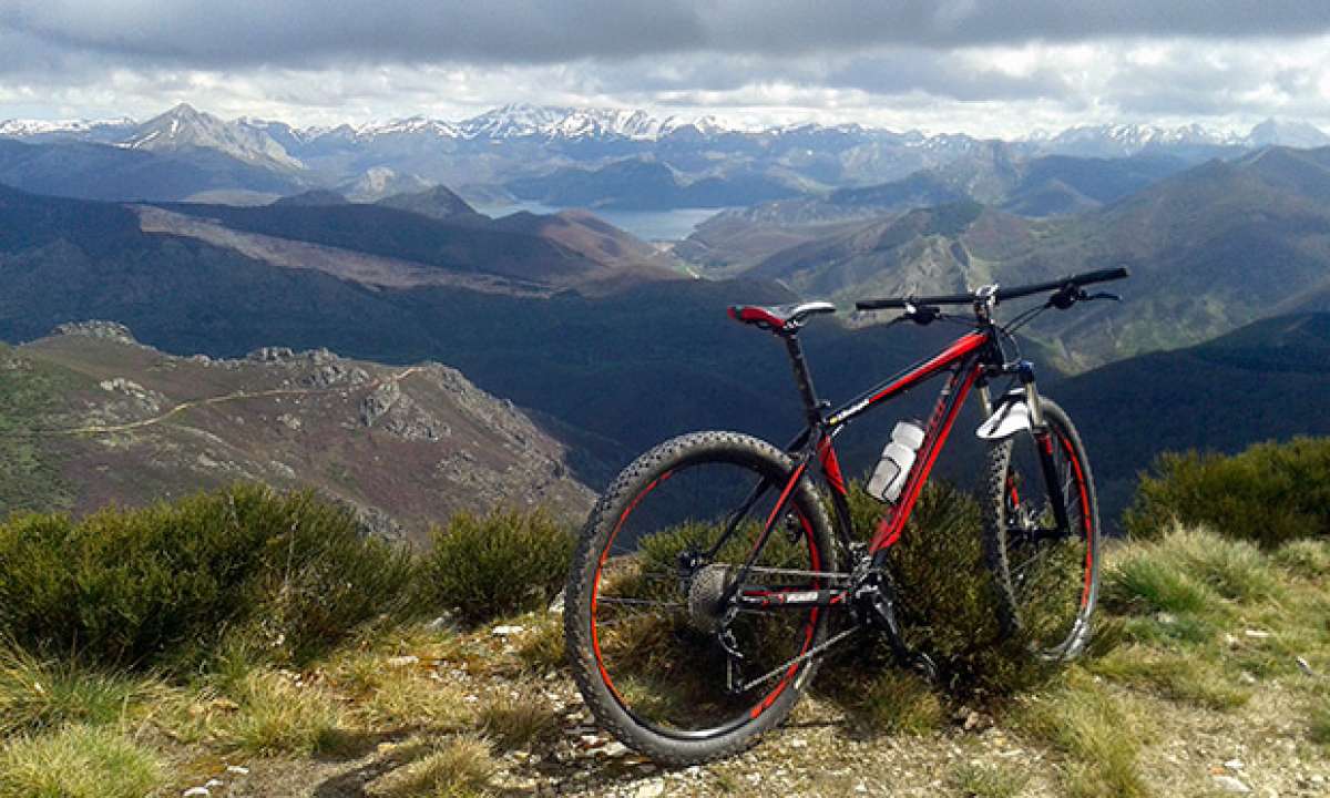 La foto del día en TodoMountainBike: 'En el pico Cueto en Boñar'