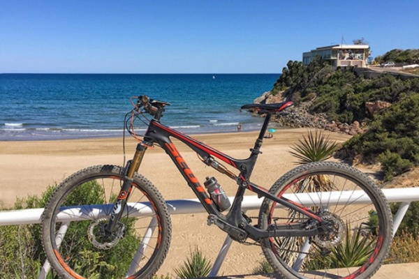 La foto del día en TodoMountainBike: "Playa de la Concha en Oropesa del Mar"