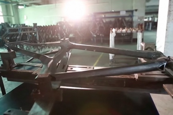 Así se fabrican los cuadros de carbono de Orbea