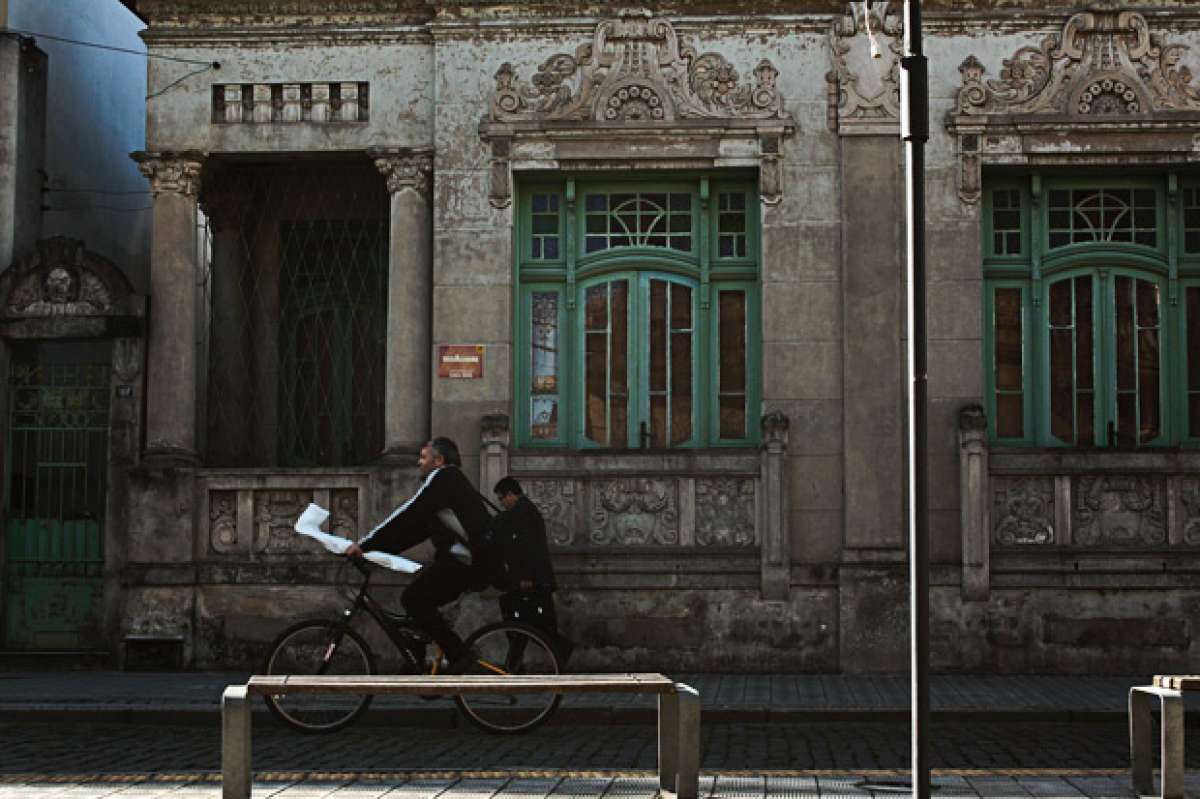 ¿Cobrar por ir al trabajo en bicicleta? Sí, en Francia y ahora también en Italia